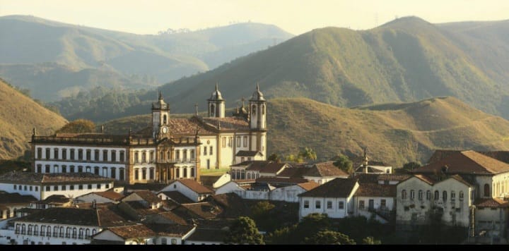 Ouro Preto e cidades históricas de Minas Gerais - AGB Transporte Executivo